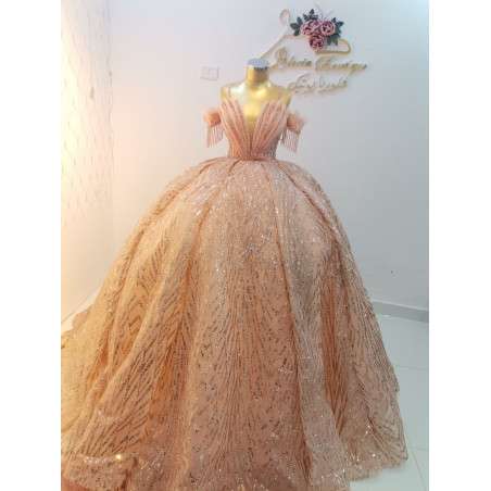 فستان عروس فخم