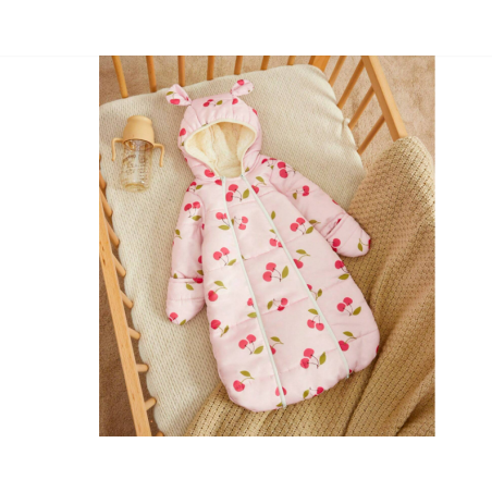 بطانية حديثي الولادة