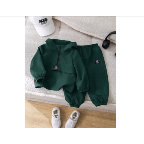 طقم رياضي للاطفال