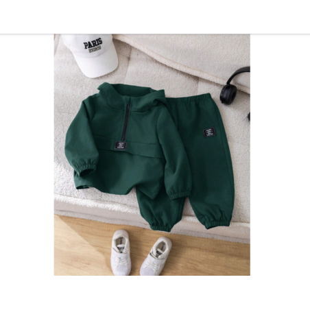 طقم رياضي للاطفال