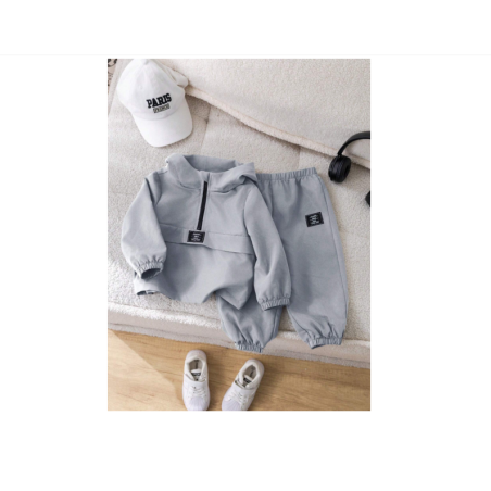 طقم رياضي للاطفال