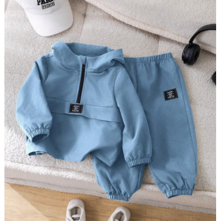 طقم رياضي للاطفال