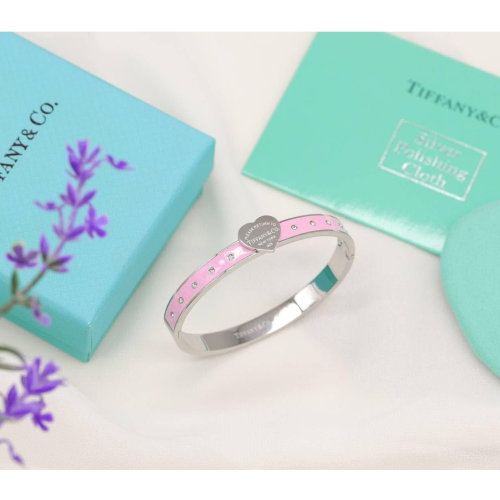  حديدة  تيفاني 