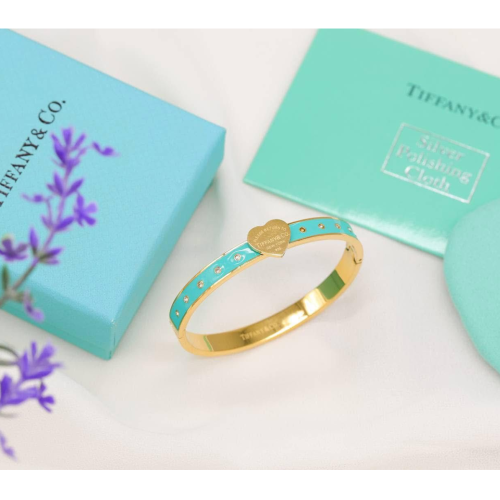 حديدة  تيفاني 