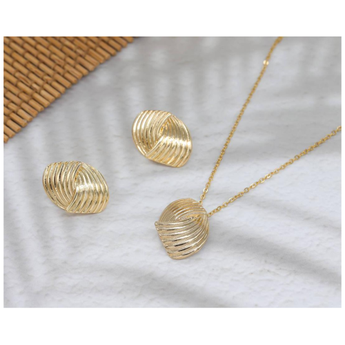 نص طاقم ذهبي