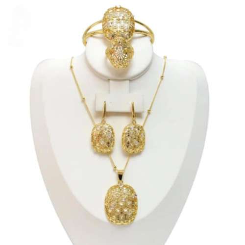 طقم إكسسوارات