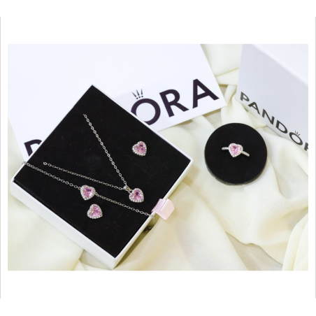 طاقم بندورا