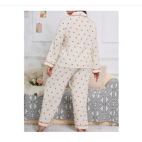 بيجامة نسائية