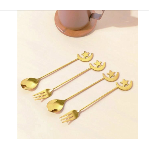 طقم ملاعق مكون من 8 قطع...