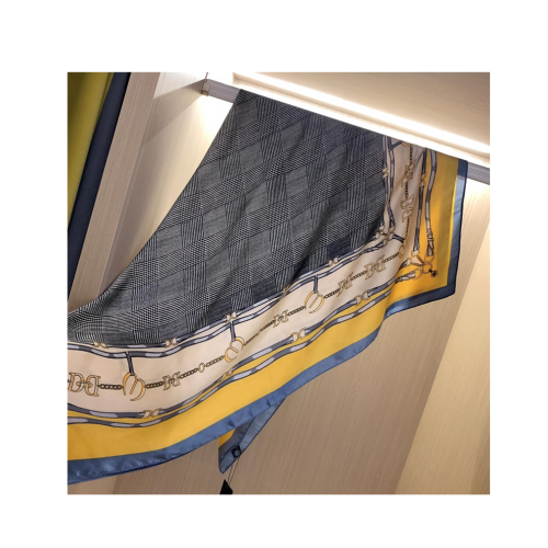 شاربة مزخرفة 