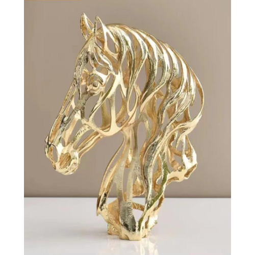 تحفة حصان ذهبي