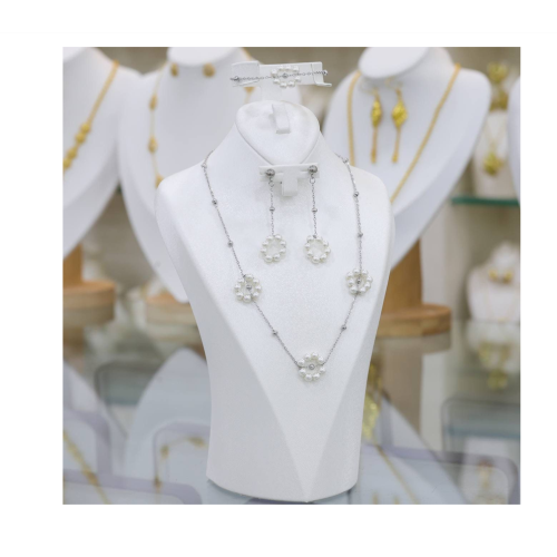 طاقم فضي وردة 