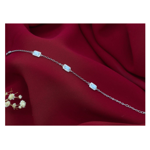   حديدة نسائية 