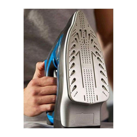 مكواة بخارية راسل هوبز