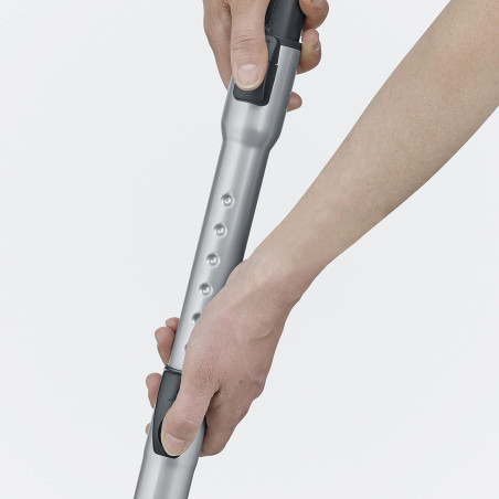 مكنسة كهربائية  سيفيرين